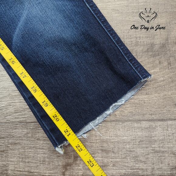 7 For All Mankind The Lexie Petite Jeans Size 26 (2P) - Picture 5 of 6